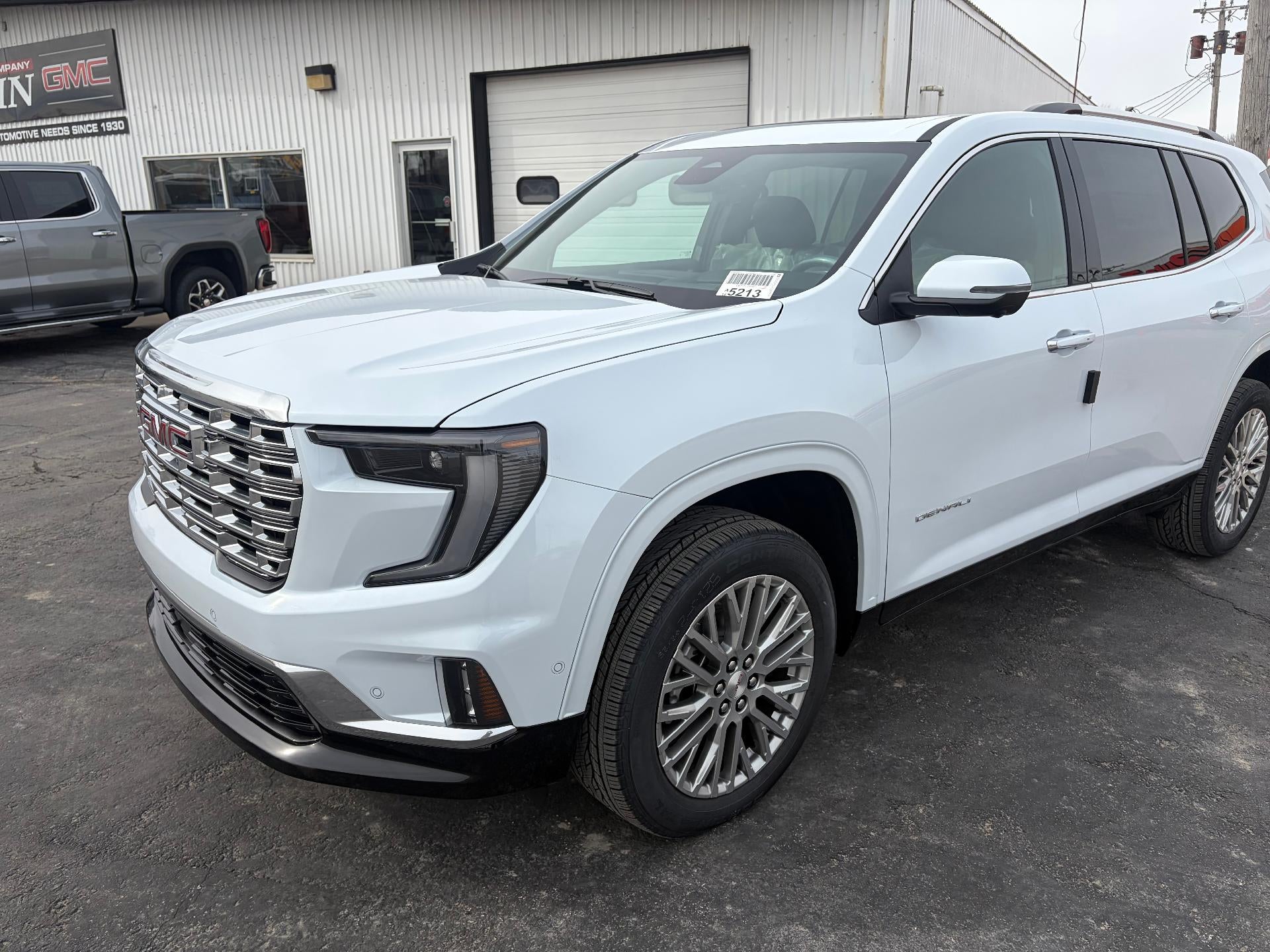 2026 GMC Acadia Denali
