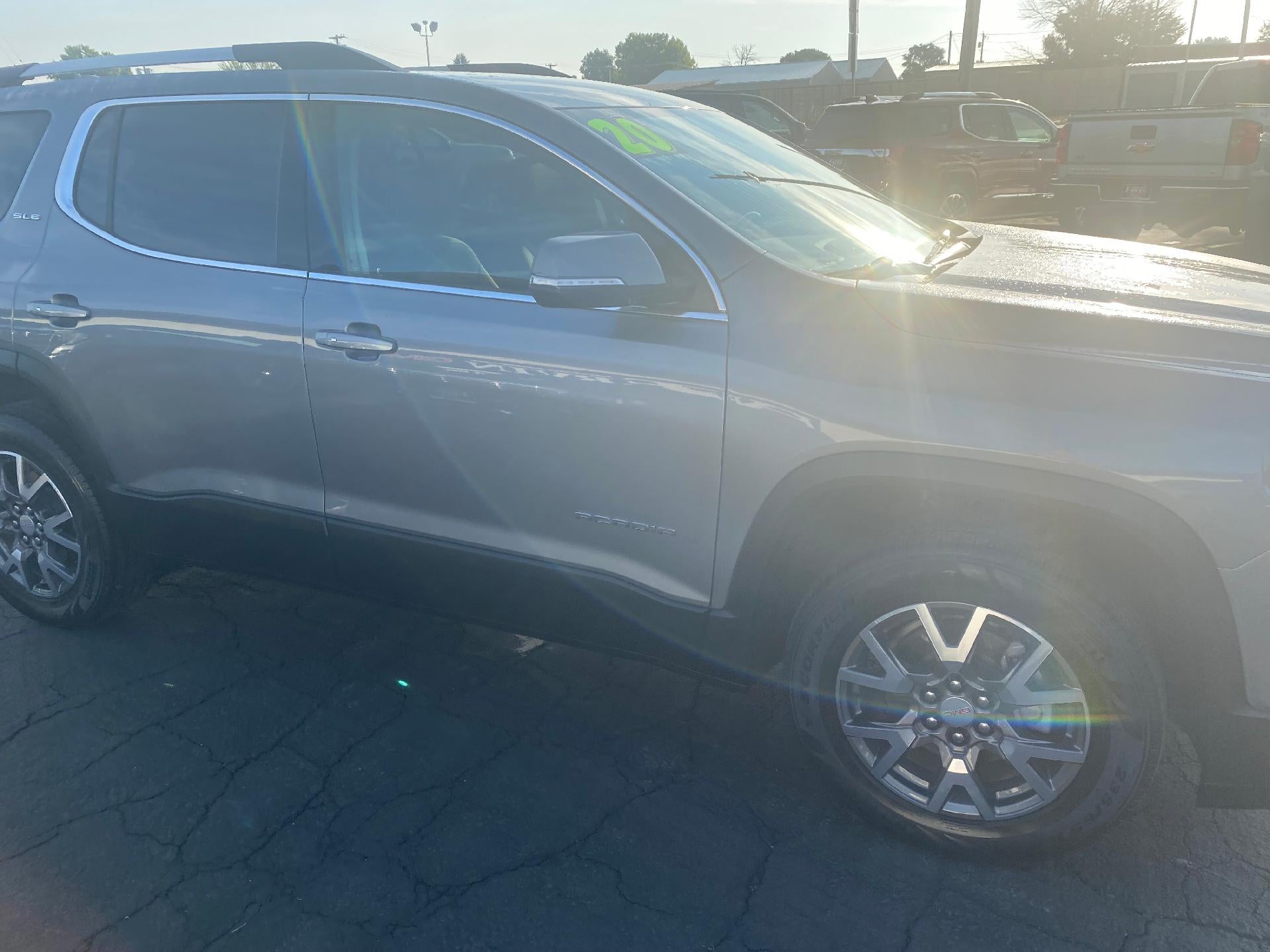 2020 GMC Acadia SLE