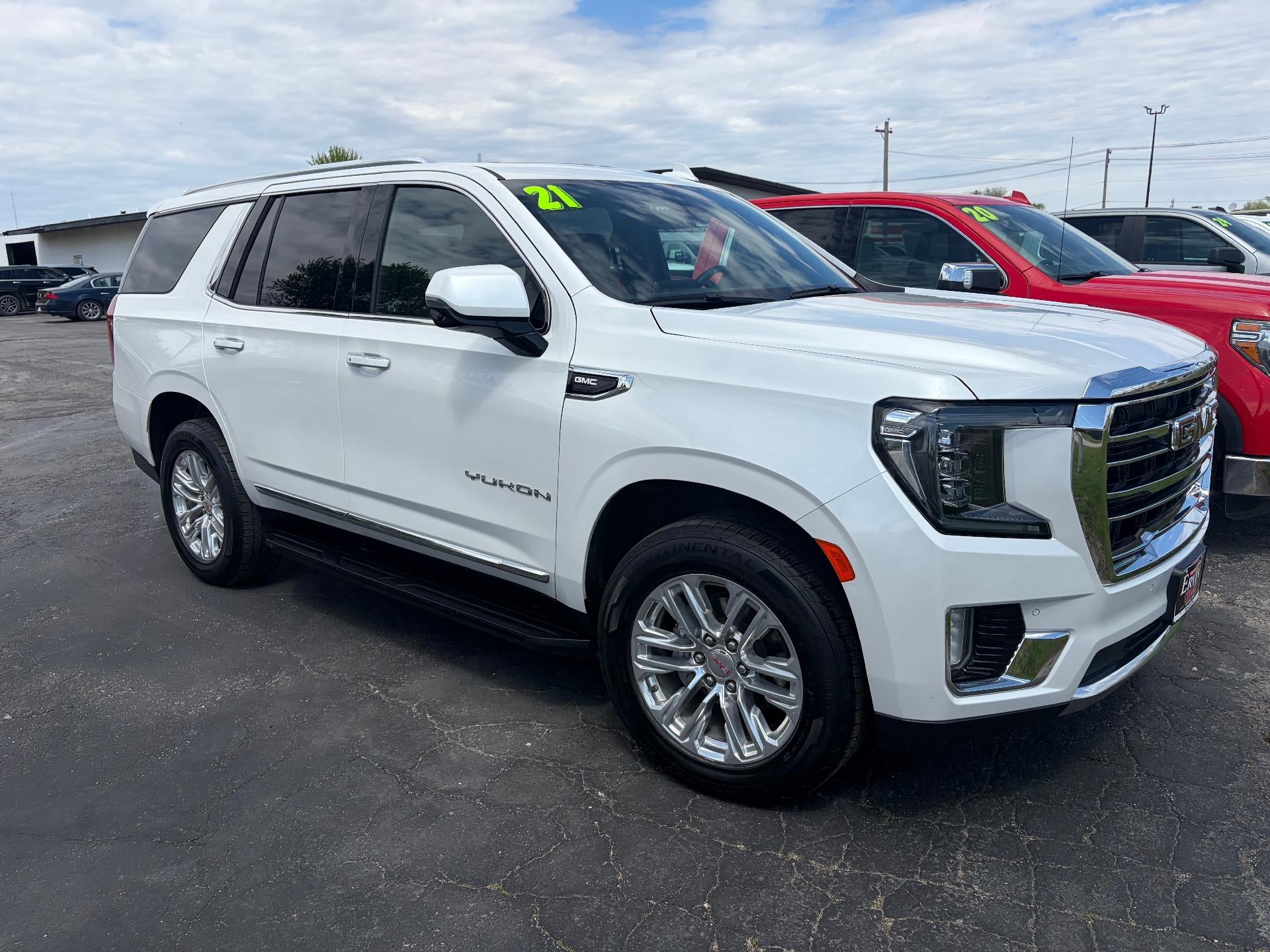 2021 GMC Yukon SLT