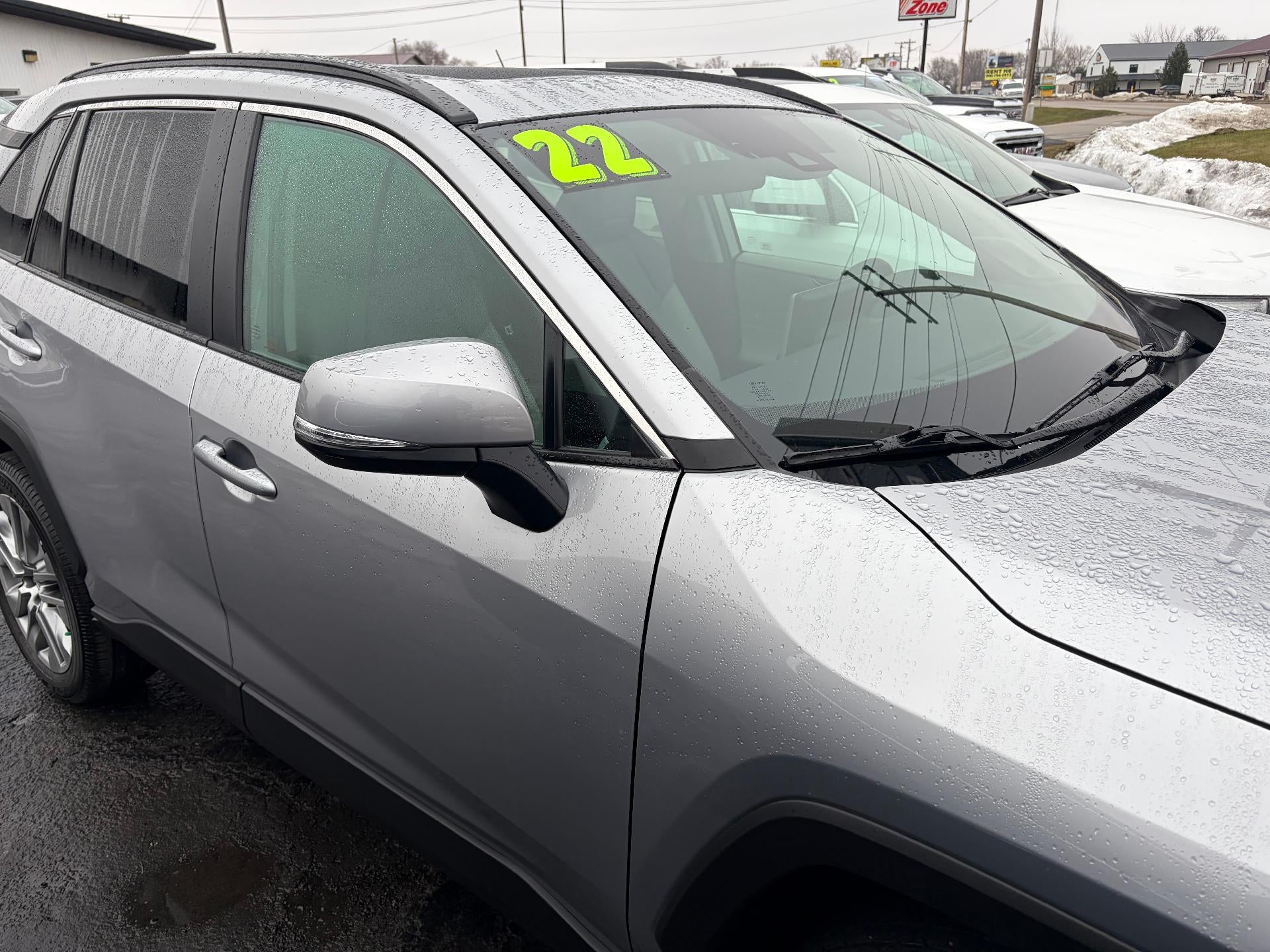 2022 Toyota RAV4 XLE Premium