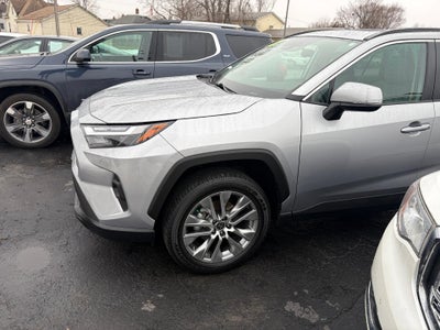 2022 Toyota RAV4 XLE Premium