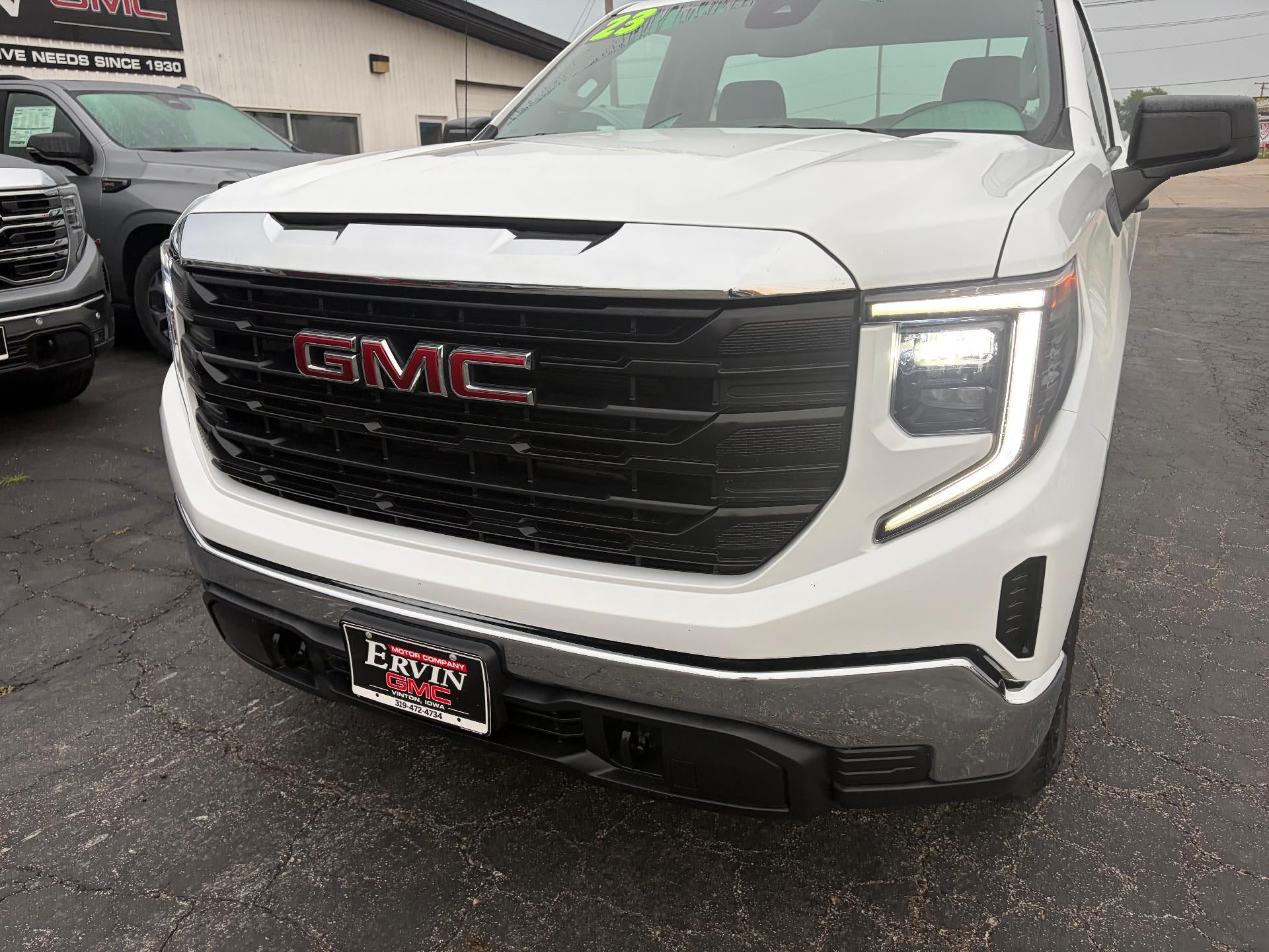2023 GMC Sierra 1500 Pro